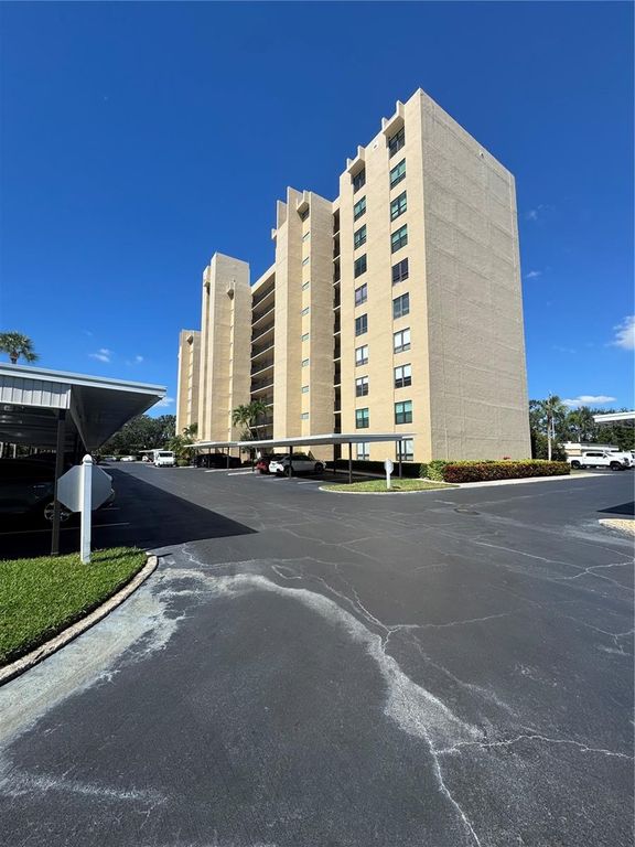 2621 COVE CAY DRIVE 105, Clearwater, FL 33760