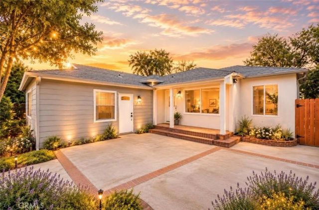 6714 Jellico, Lake Balboa, CA 91406