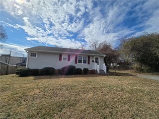 2107 Martin Street, Burlington, NC 27217