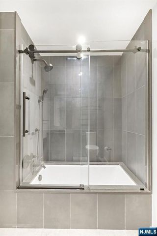 1425 Hudson Street 6C, Hoboken, NJ 07030