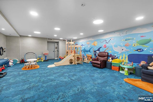 1425 Hudson Street 6C, Hoboken, NJ 07030