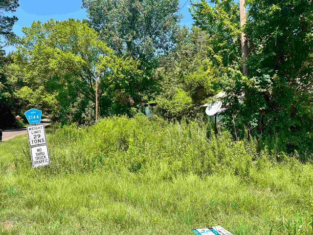 8413 N FM 2658, Tatum, TX 75691