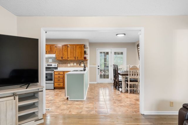 15541 Cainsville Rd, Milton, TN 37118