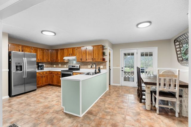 15541 Cainsville Rd, Milton, TN 37118