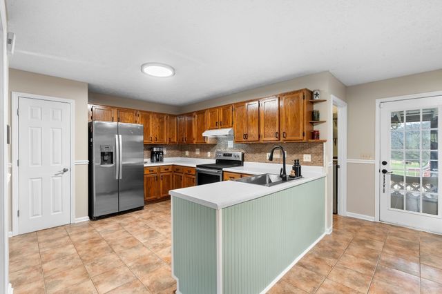 15541 Cainsville Rd, Milton, TN 37118