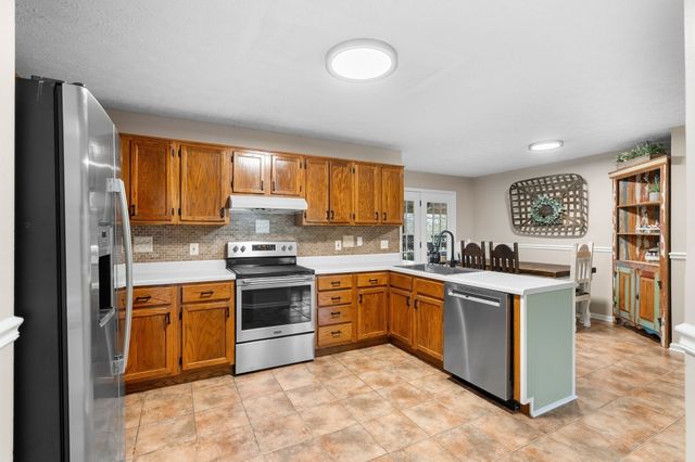 15541 Cainsville Rd, Milton, TN 37118
