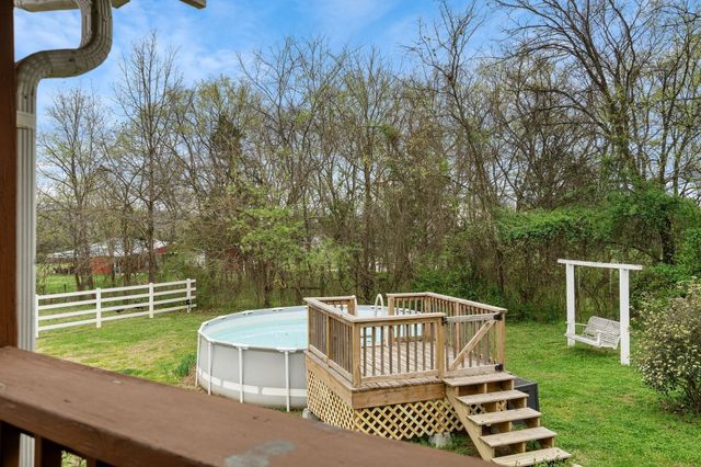 15541 Cainsville Rd, Milton, TN 37118