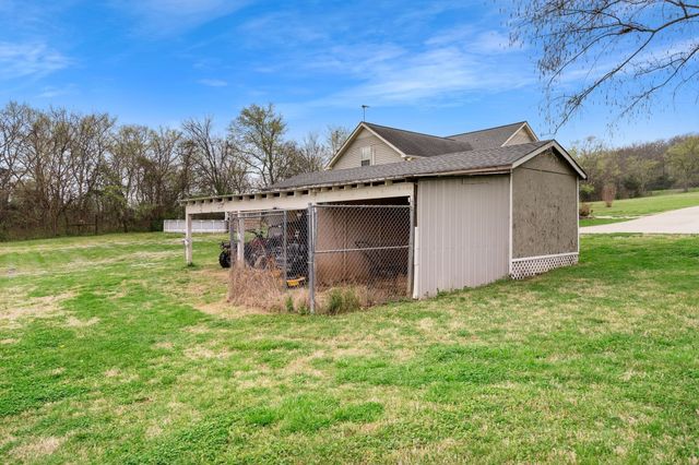 15541 Cainsville Rd, Milton, TN 37118