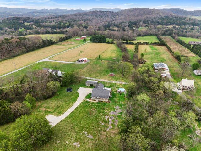 15541 Cainsville Rd, Milton, TN 37118