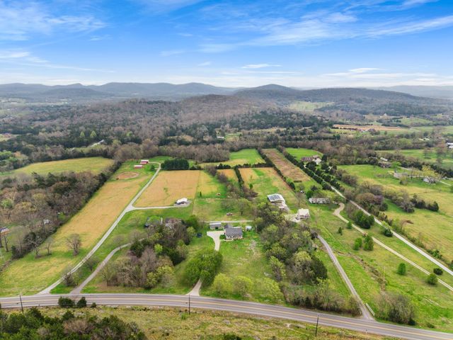 15541 Cainsville Rd, Milton, TN 37118