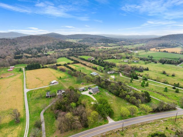 15541 Cainsville Rd, Milton, TN 37118