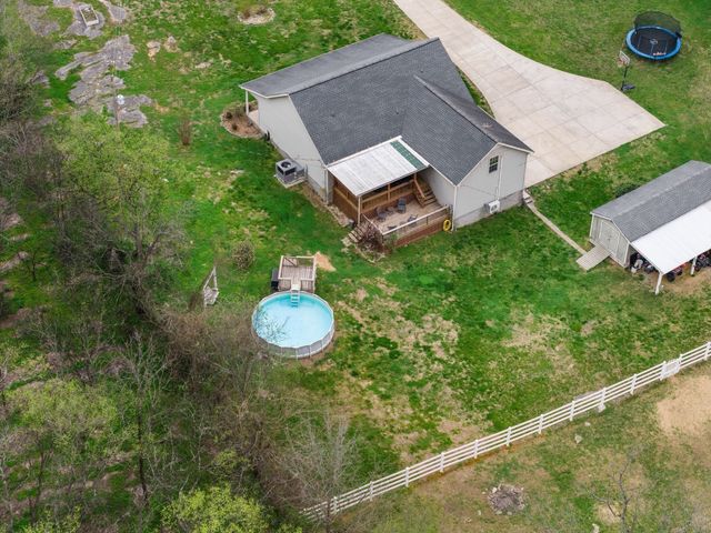 15541 Cainsville Rd, Milton, TN 37118