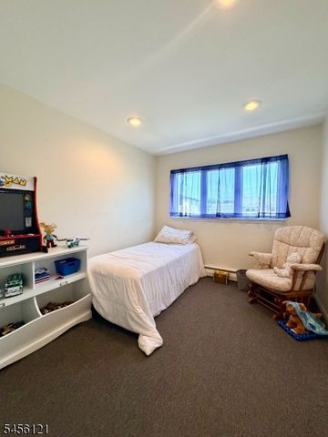 29 Capp St, Carteret Boro, NJ 07008