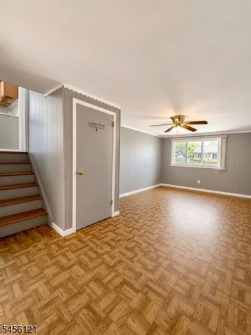 29 Capp St, Carteret Boro, NJ 07008