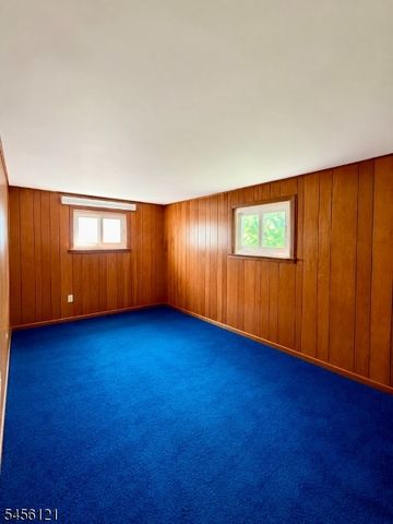 29 Capp St, Carteret Boro, NJ 07008