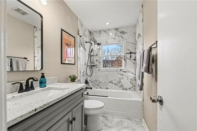 6803 NW 72nd Terrace, Kansas City, MO 64152