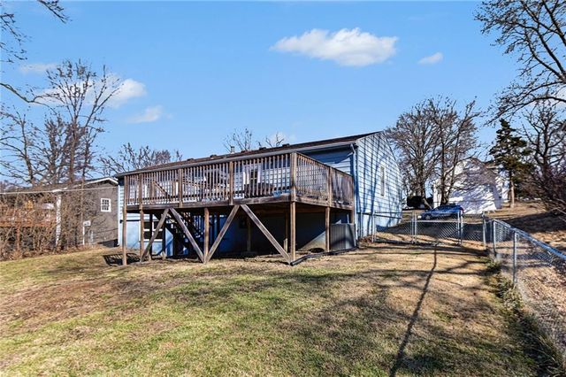 6803 NW 72nd Terrace, Kansas City, MO 64152