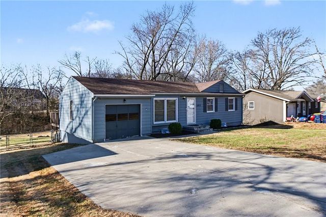 6803 NW 72nd Terrace, Kansas City, MO 64152