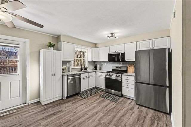 6803 NW 72nd Terrace, Kansas City, MO 64152