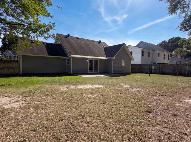 2028 Larson Lane, Goose Creek, SC 29445