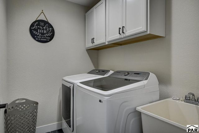 1333 N Scandia Dr, Pueblo West, CO 81007