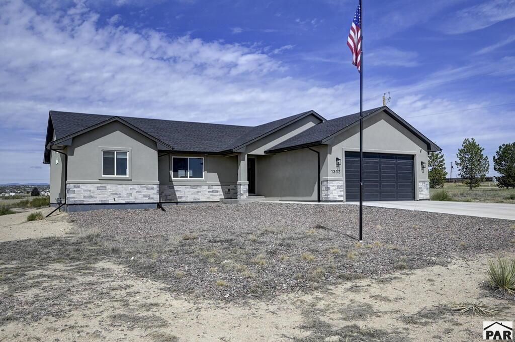 1333 N Scandia Dr, Pueblo West, CO 81007