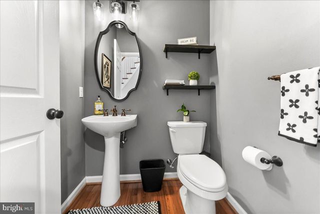 17 THOMAS SPEAKMAN DR, Glen Mills, PA 19342