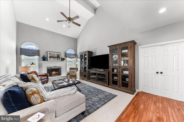 17 THOMAS SPEAKMAN DR, Glen Mills, PA 19342