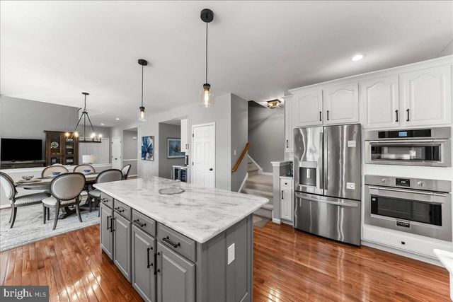 17 THOMAS SPEAKMAN DR, Glen Mills, PA 19342