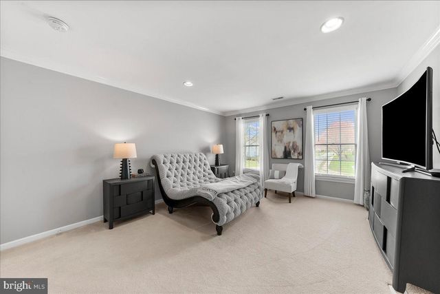 17 THOMAS SPEAKMAN DR, Glen Mills, PA 19342