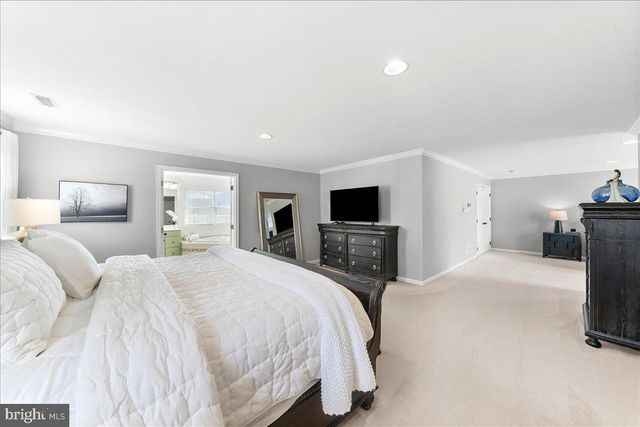 17 THOMAS SPEAKMAN DR, Glen Mills, PA 19342