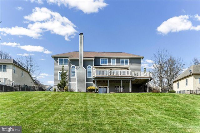 17 THOMAS SPEAKMAN DR, Glen Mills, PA 19342