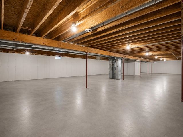 1290 W Echo Drive, White Cloud, MI 49349
