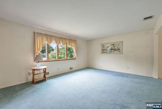 48 Andover Drive, Wayne, NJ 07470