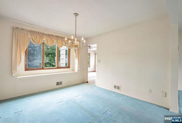 48 Andover Drive, Wayne, NJ 07470