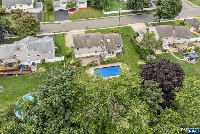 48 Andover Drive, Wayne, NJ 07470