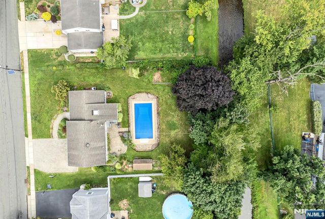 48 Andover Drive, Wayne, NJ 07470