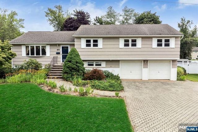48 Andover Drive, Wayne, NJ 07470