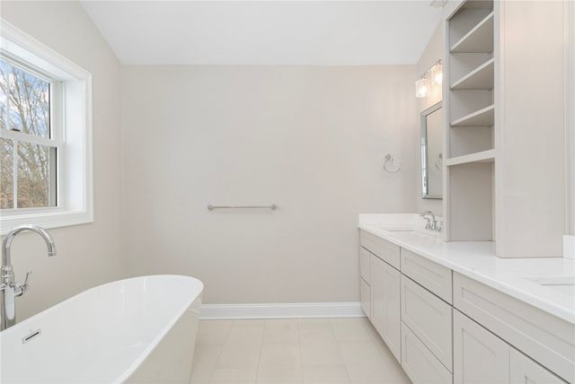 61 Cardinal Road, Cranston, RI 02921
