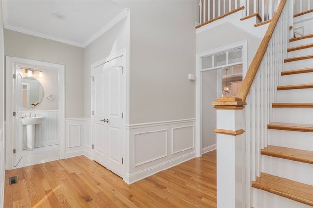 61 Cardinal Road, Cranston, RI 02921