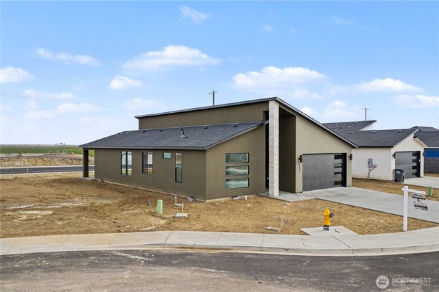 739 N Muscovy Street, Moses Lake, WA 98837