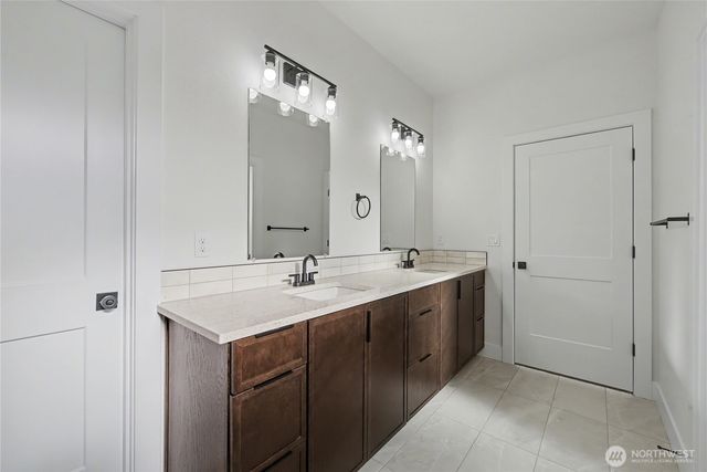 739 N Muscovy Street, Moses Lake, WA 98837