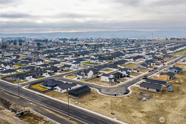 739 N Muscovy Street, Moses Lake, WA 98837