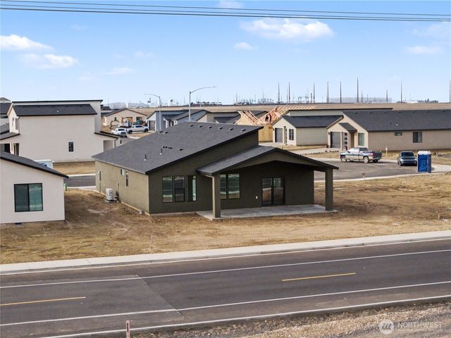 739 N Muscovy Street, Moses Lake, WA 98837