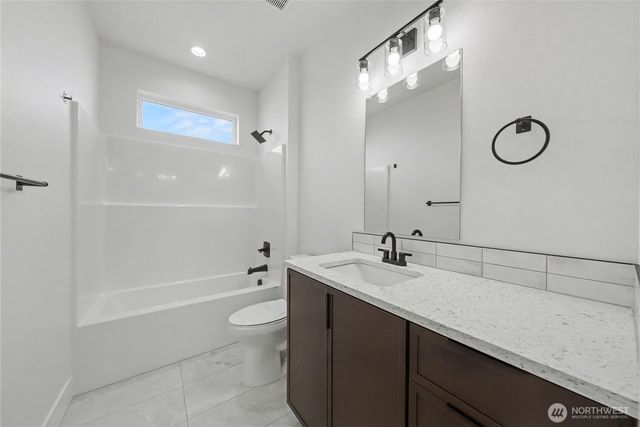 739 N Muscovy Street, Moses Lake, WA 98837