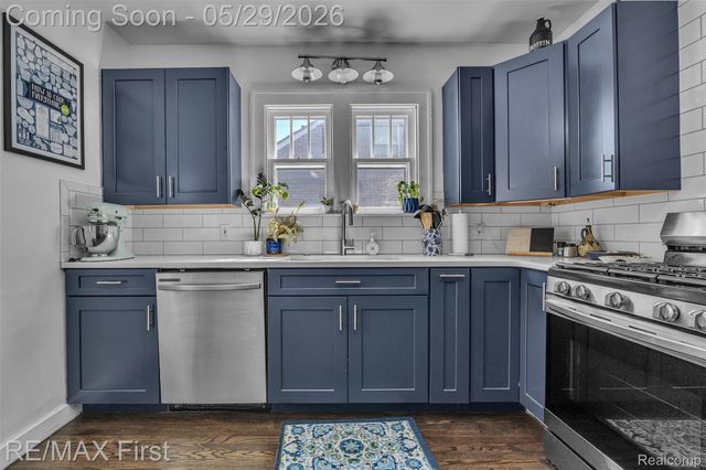 76 Gallup Street, Mt. Clemens, MI 48043