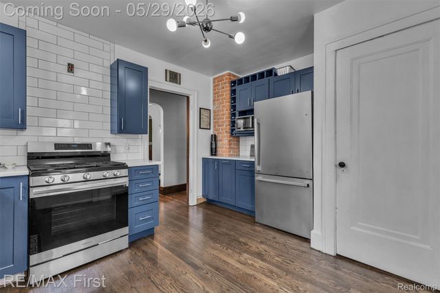 76 Gallup Street, Mt. Clemens, MI 48043
