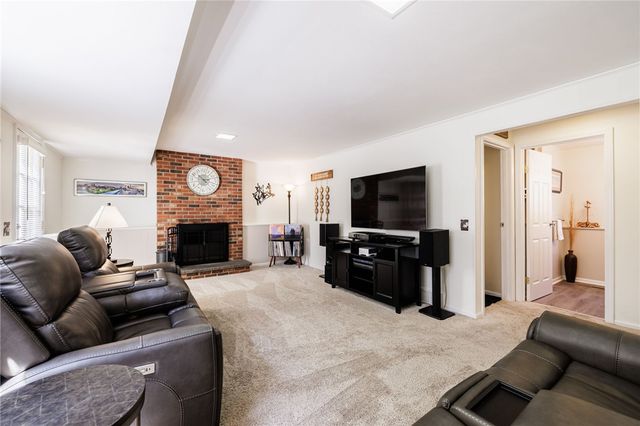 123 Selborne, Perinton, NY 14450