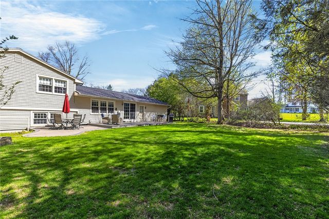 123 Selborne, Perinton, NY 14450