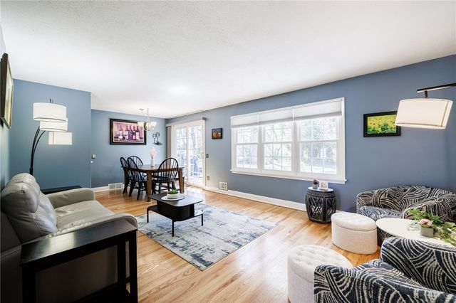 123 Selborne, Perinton, NY 14450